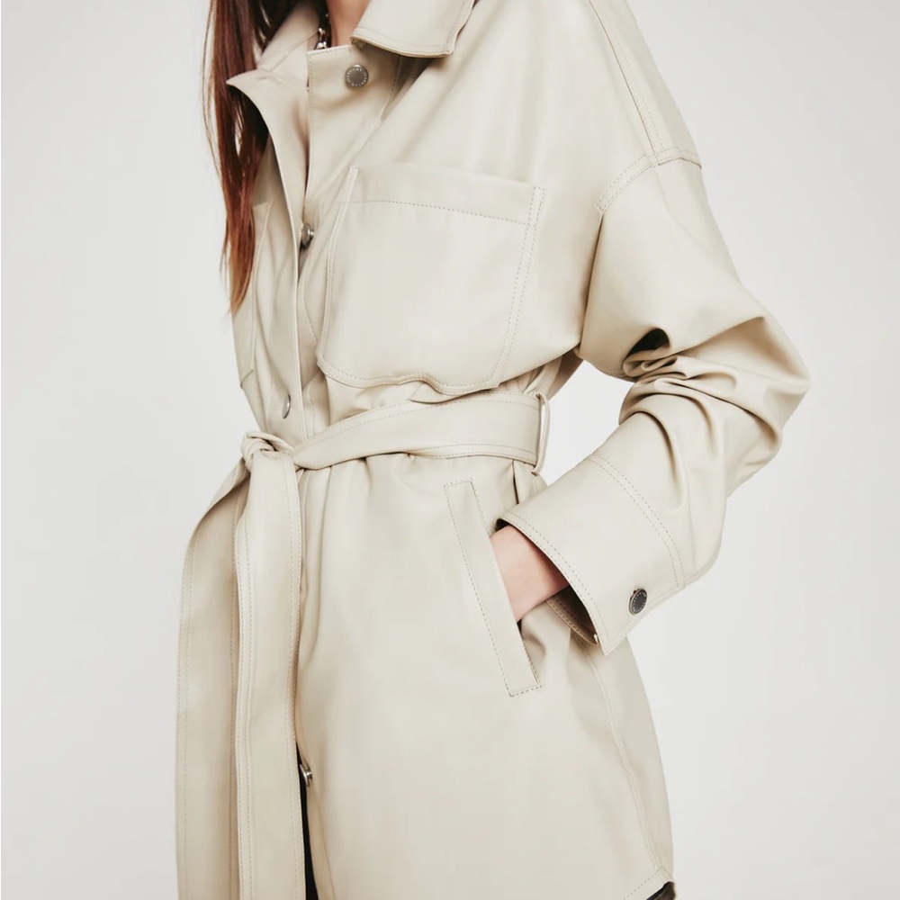 Ag Chelsea Jacket
OVERSIZED trucker jacket size medium